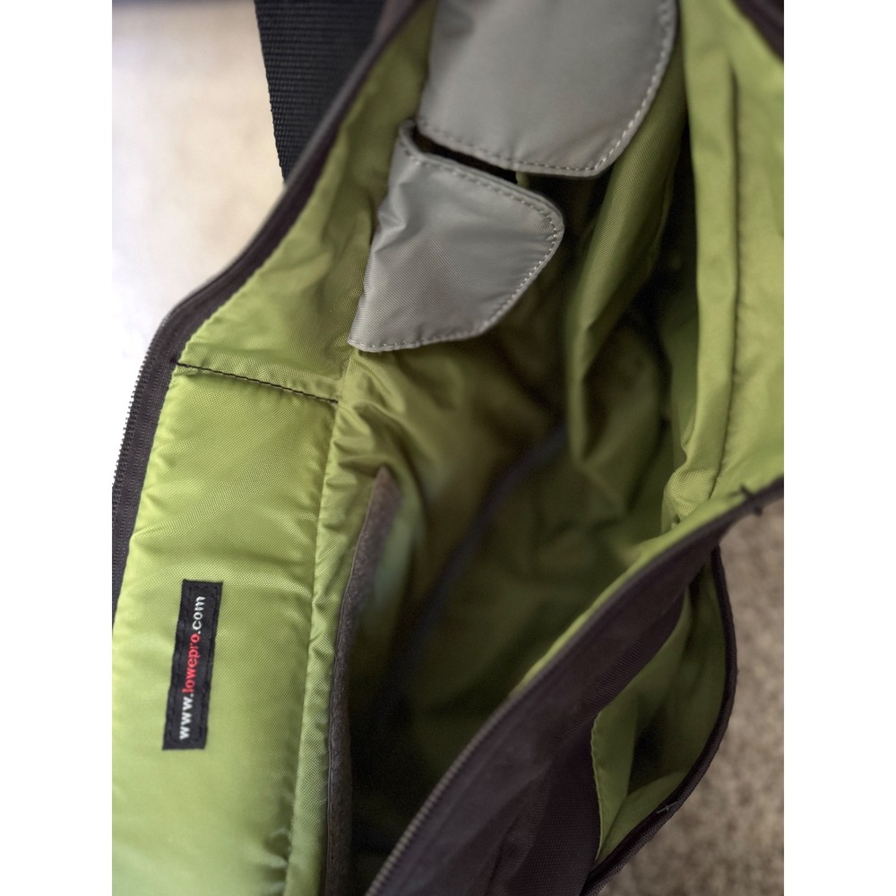 Lowepro Passport Sling Camera Bag Black DSLR Messenger Crossbody Case - Picture 5 of 8